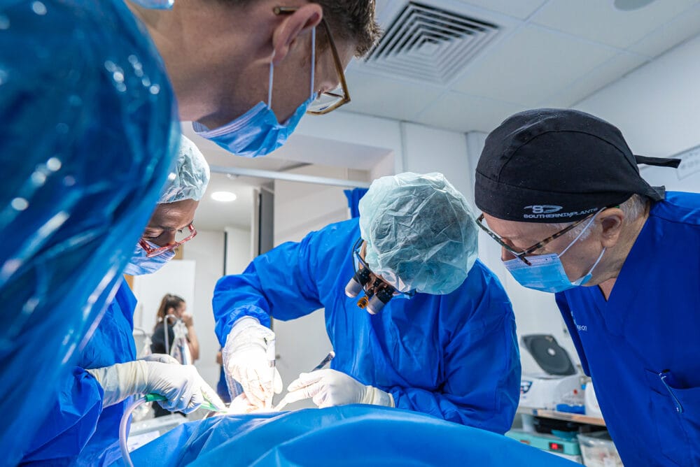 Minimally invasive implants