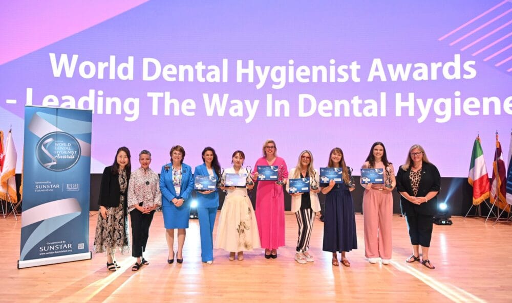 Sunstar and the International Federation of Dental Hygienists present the winners of the 6th World Dental Hygienist Awards at ISDH Seoul