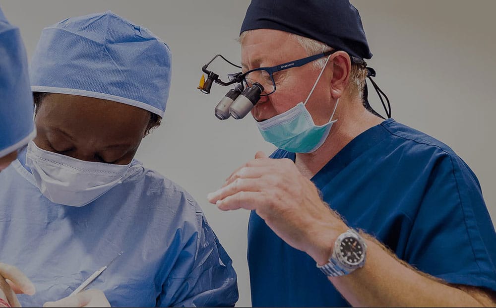 Training with expert implantologists