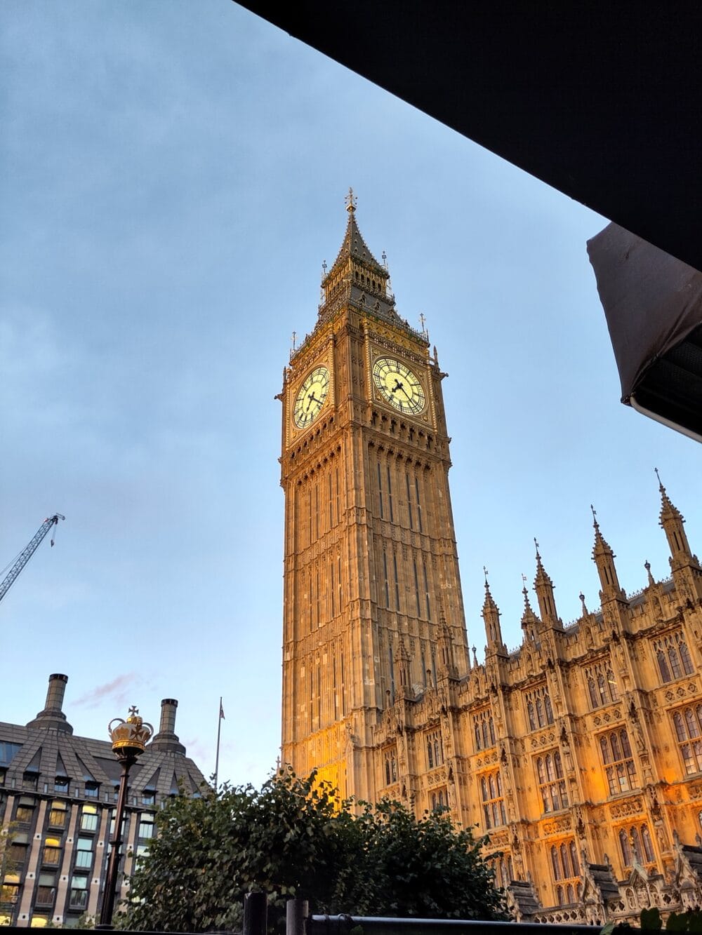 BDA: Dentists handed pay cut after record-breaking delay