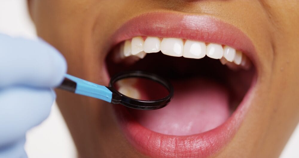New scientific review highlights interplay between diabetes, obesity and oral health – and its potential role in preventing tooth-loss