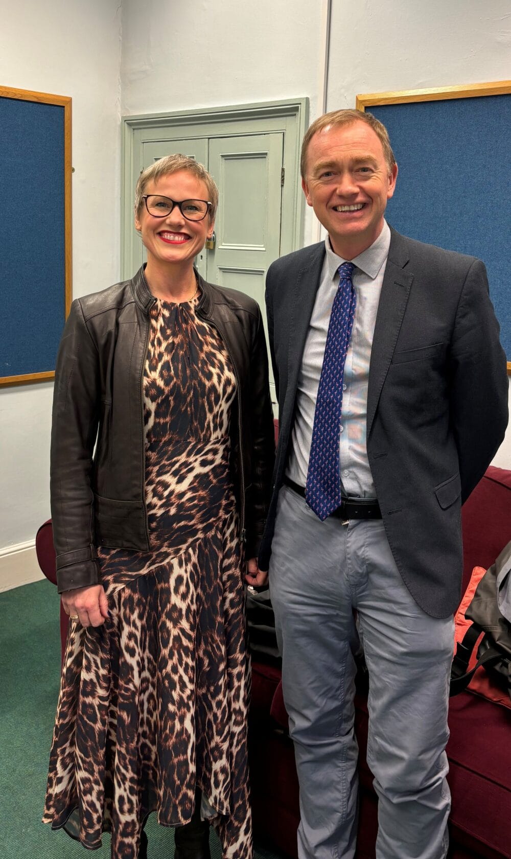 MP supports Crossbank Dental Care’s campaign to tackle child oral health crisis