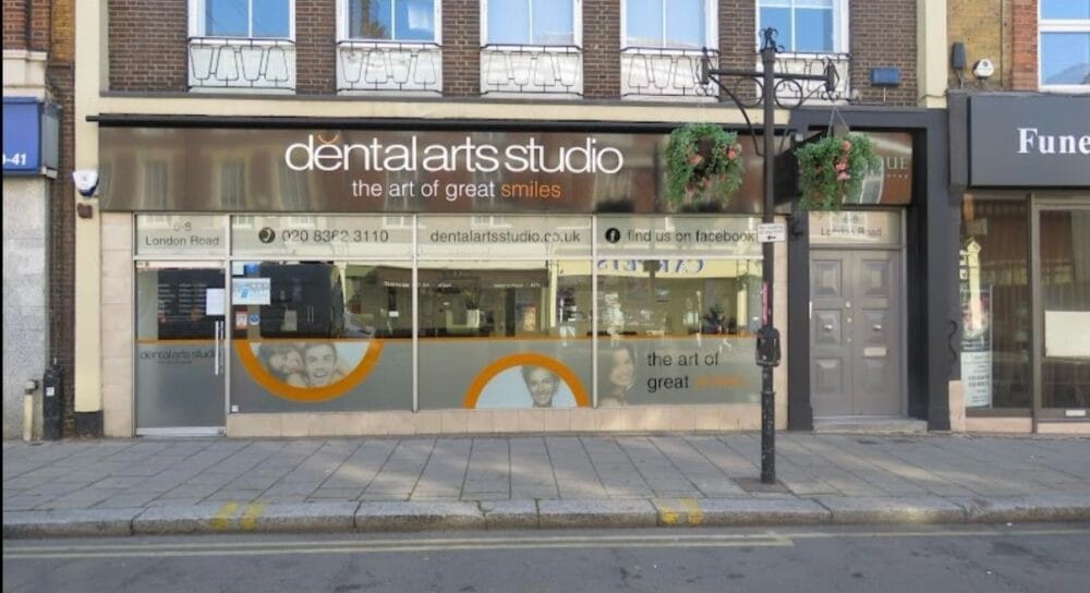 Dentist acquires four new practices in Greater London thanks to seven figure funding from Unity Trust Bank