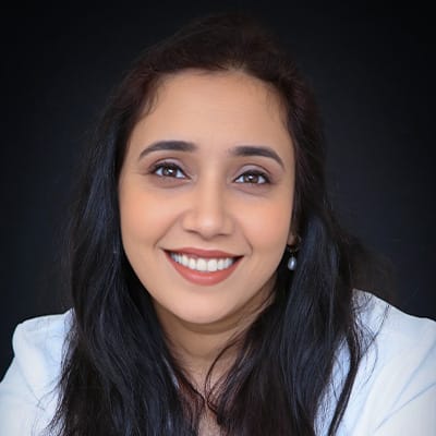 Clear aligner searches surge 66% as more UK adults explore discreet orthodontic options