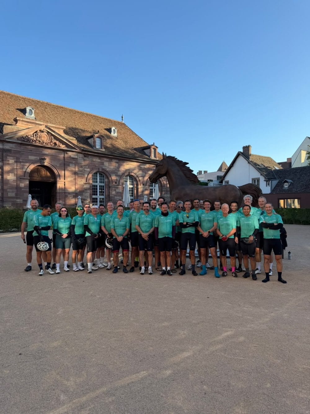 Riders complete 500-mile Straumann Bike Ride in support of Dentaid